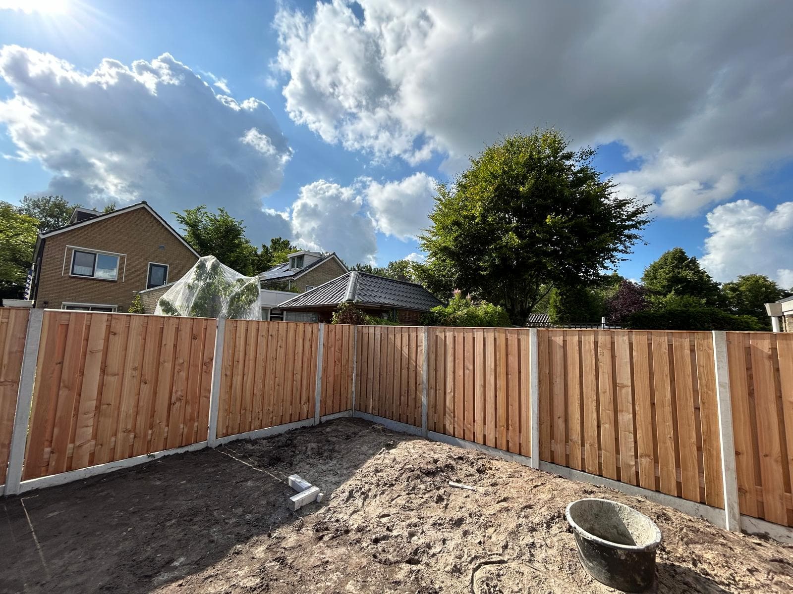 Houtbouw in Friesland door Toering TSG — overkapping en terras op maat