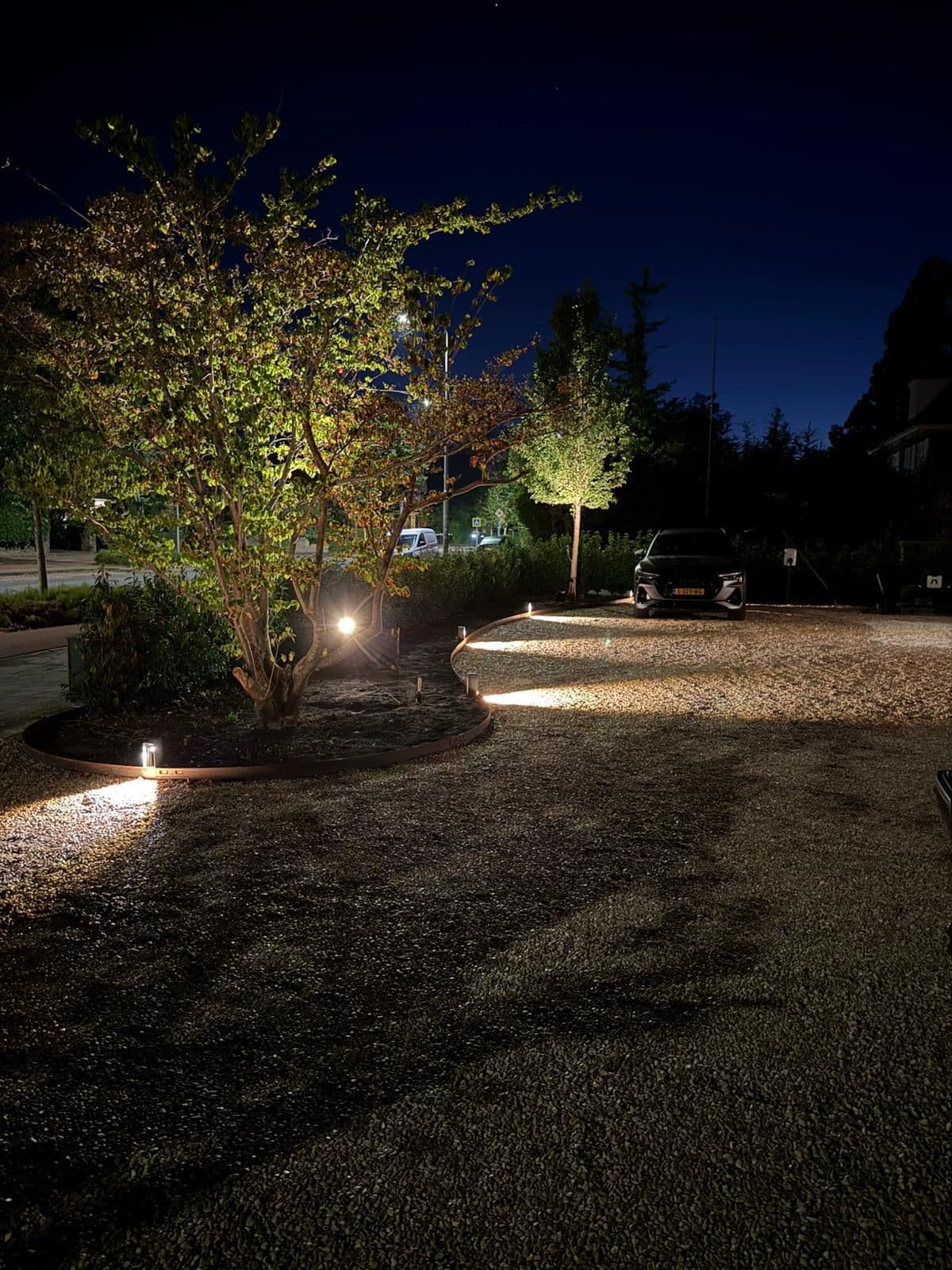 Sfeervolle tuinverlichting in Friesland geplaatst door Toering TSG